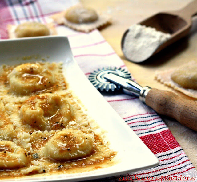 tortelli di patate e limone per non buttare il sugo dell’arrosto