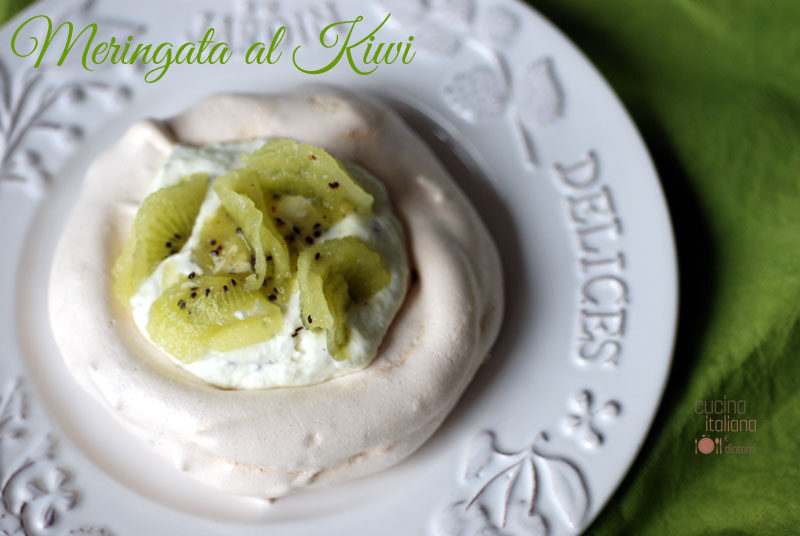 Tortine meringate con crema al kiwi