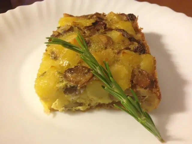 Tortino di patate e funghi al forno