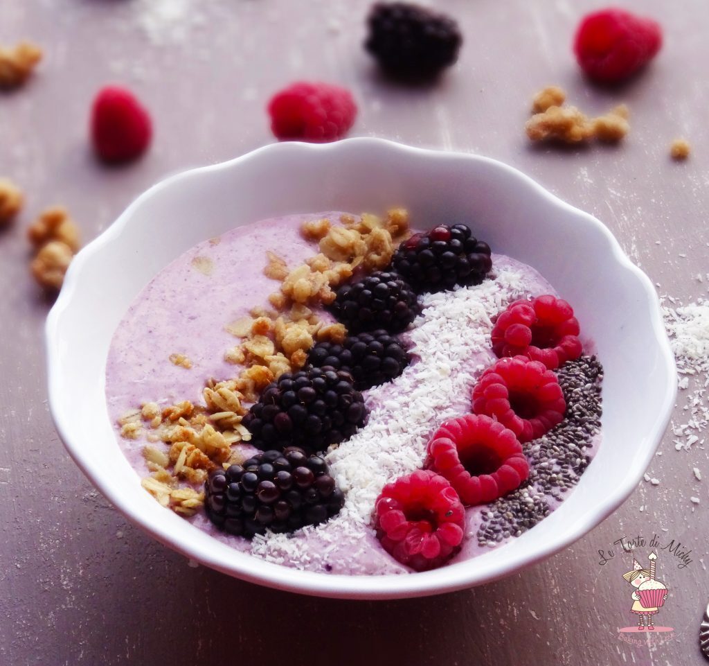 Acai bowl