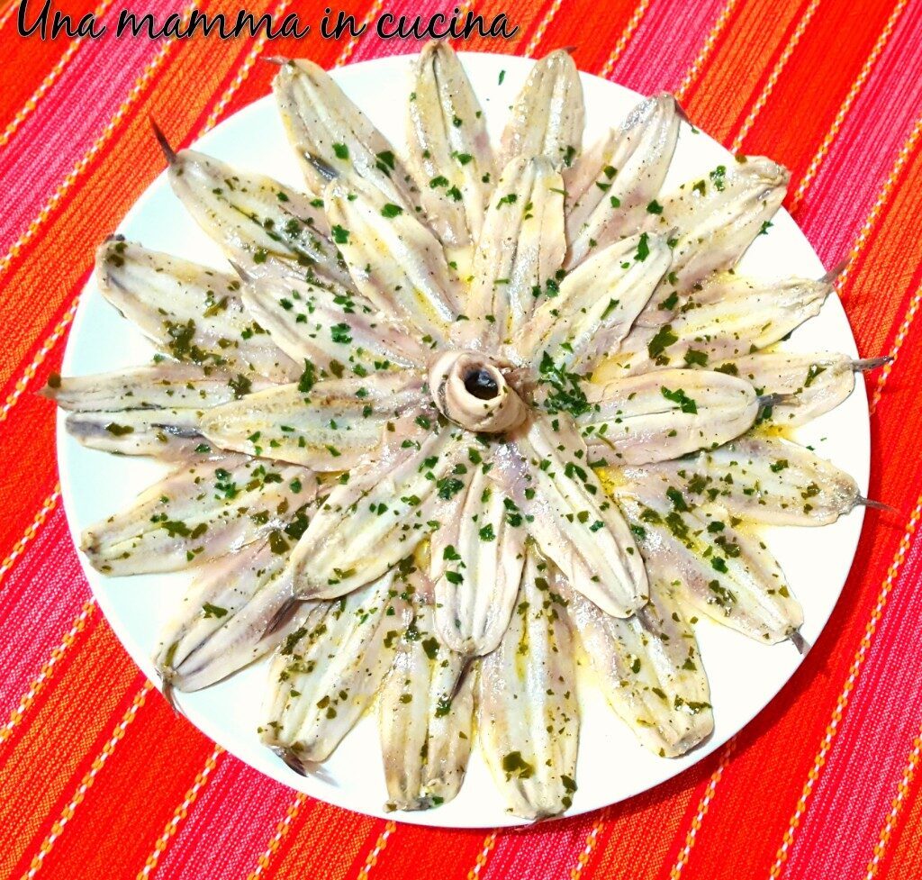 Acciughe marinate