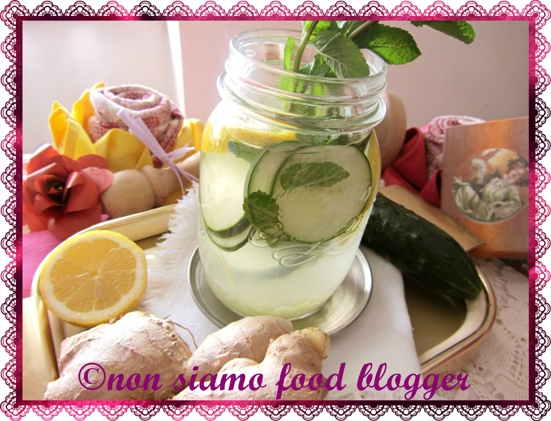 Acqua detox al limone e zenzero (con cetriolo e menta) per pancia piatta
