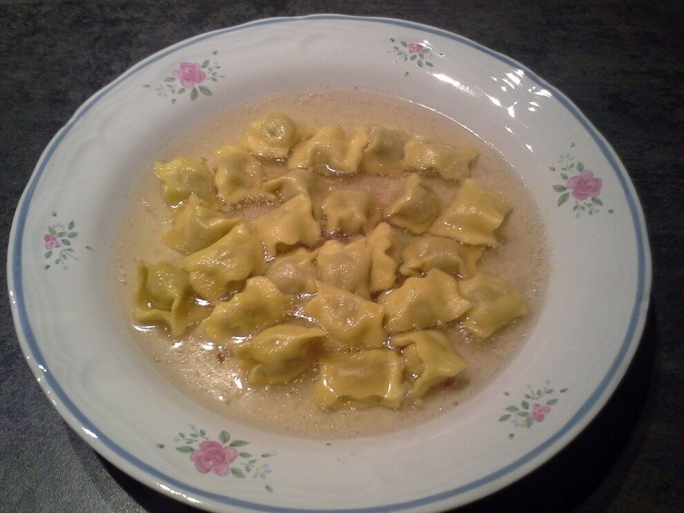 Agnolotti del plin in brodo