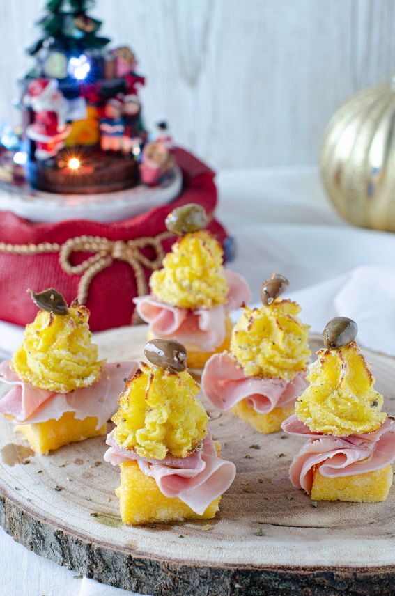 Alberi di patate duchessa con prosciutto