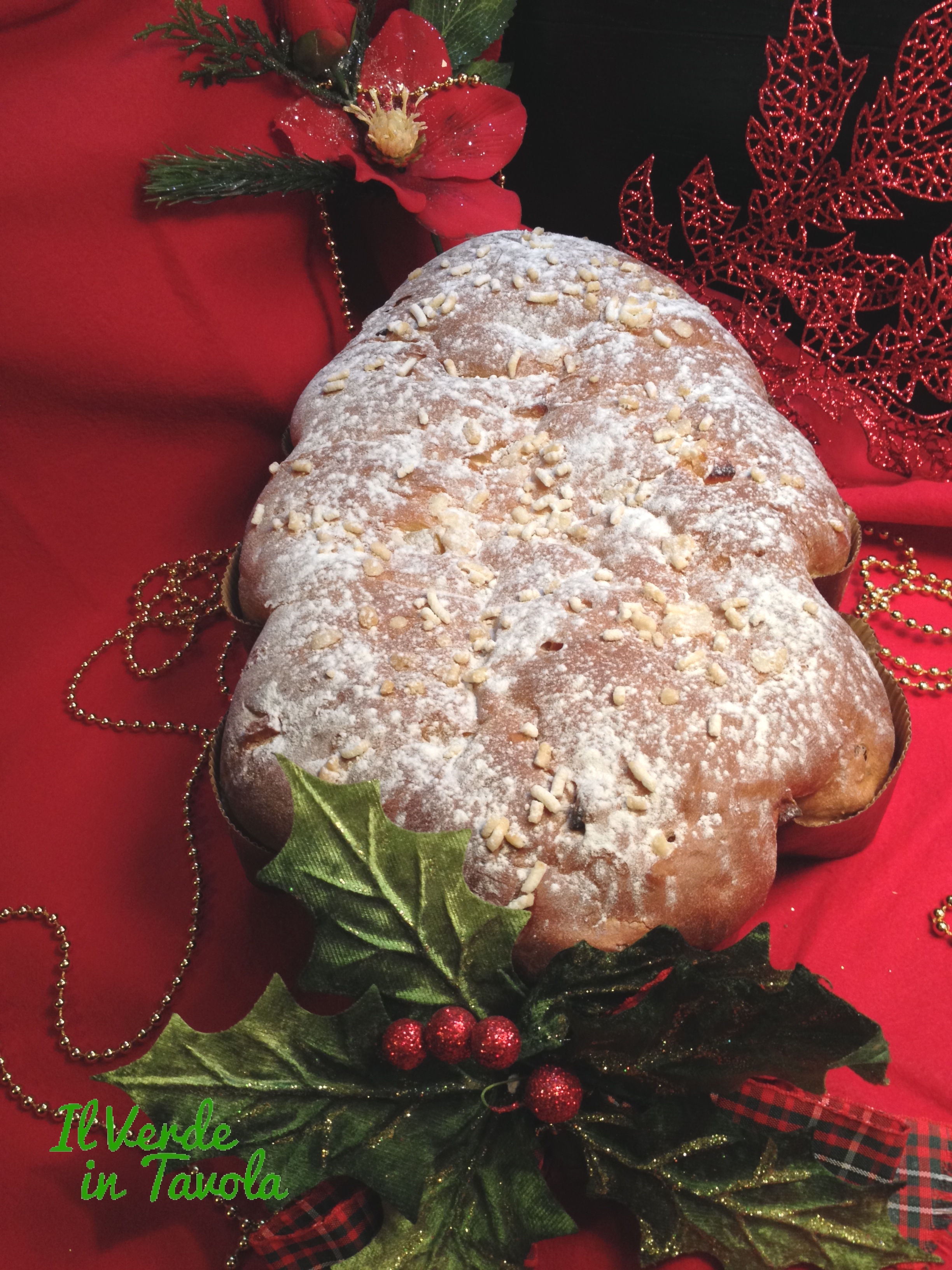 Albero di natale vegano con frutta disidratata