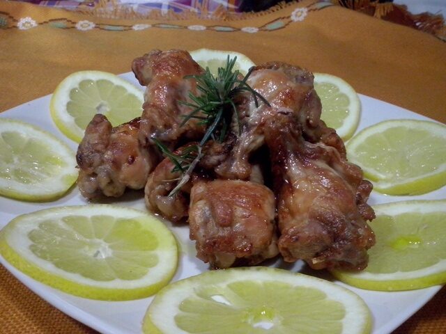 ALETTE DI POLLO AGLI AGRUMI
