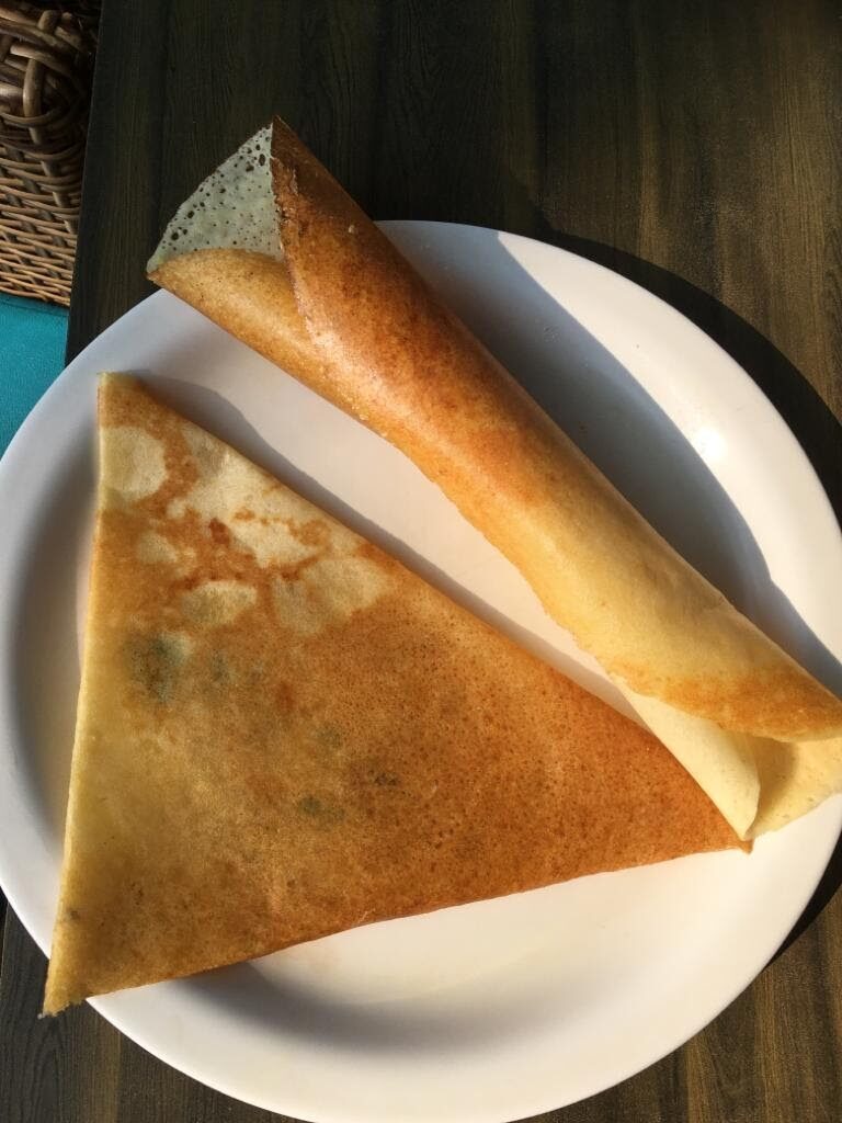 Aloo dosa (dosa ripieni di patate masala)