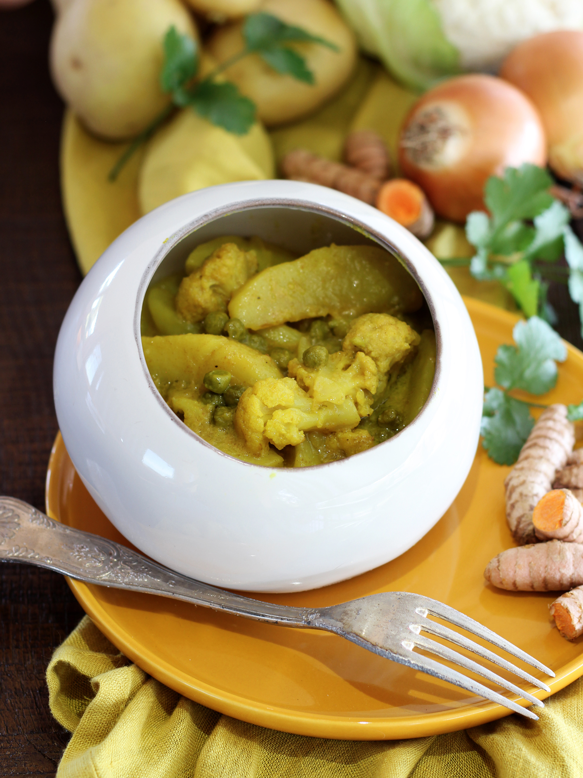 Aloo gobi (curry di cavolfiore e patate)
