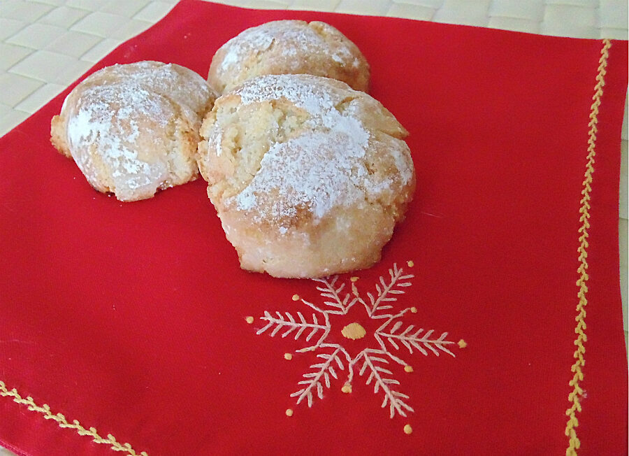 Amaretti morbidi di sassello
