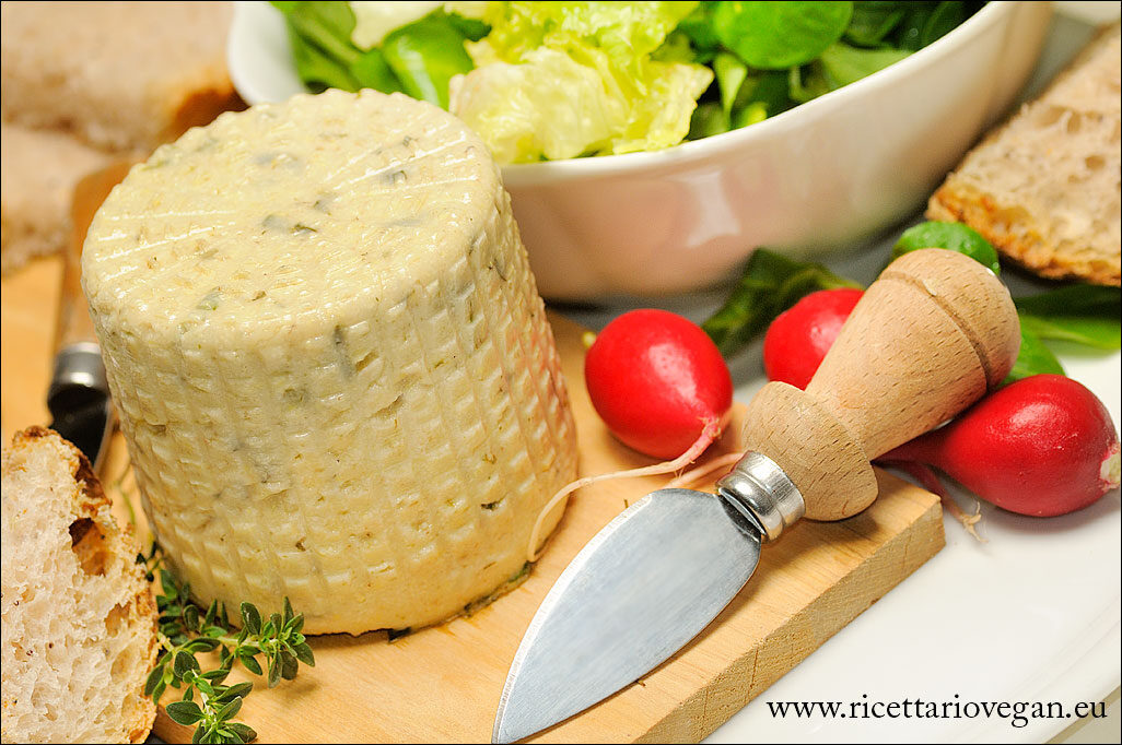 Anacardino provenzale con erbe aromatiche e okara
