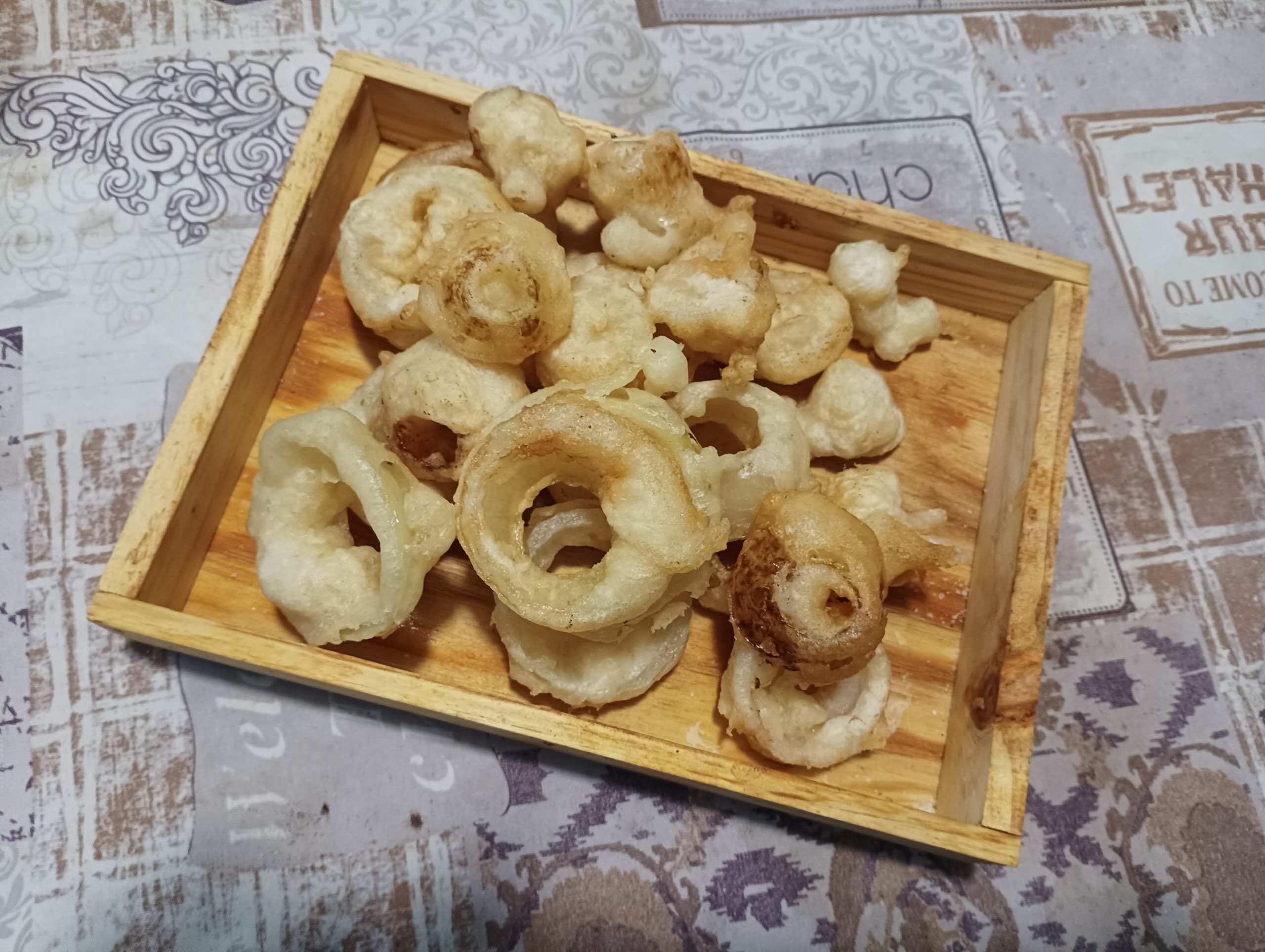 Anelli di cipolla in pastella