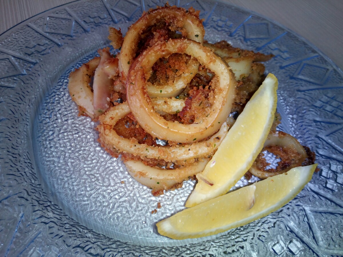 Anelli di totani gratinati al forno