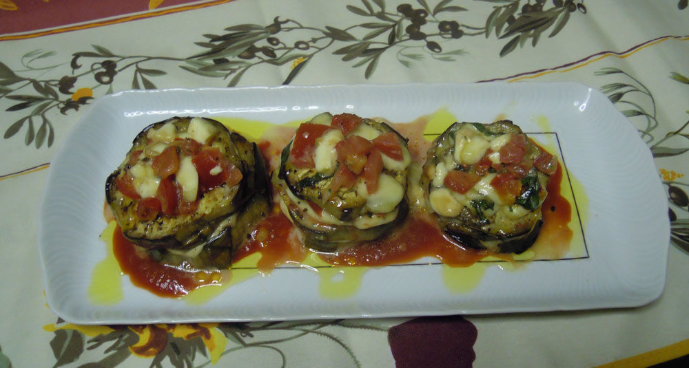 Antipasto di melanzane e mozzarella