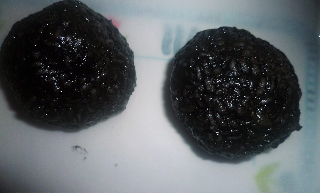Arancini al nero di seppia