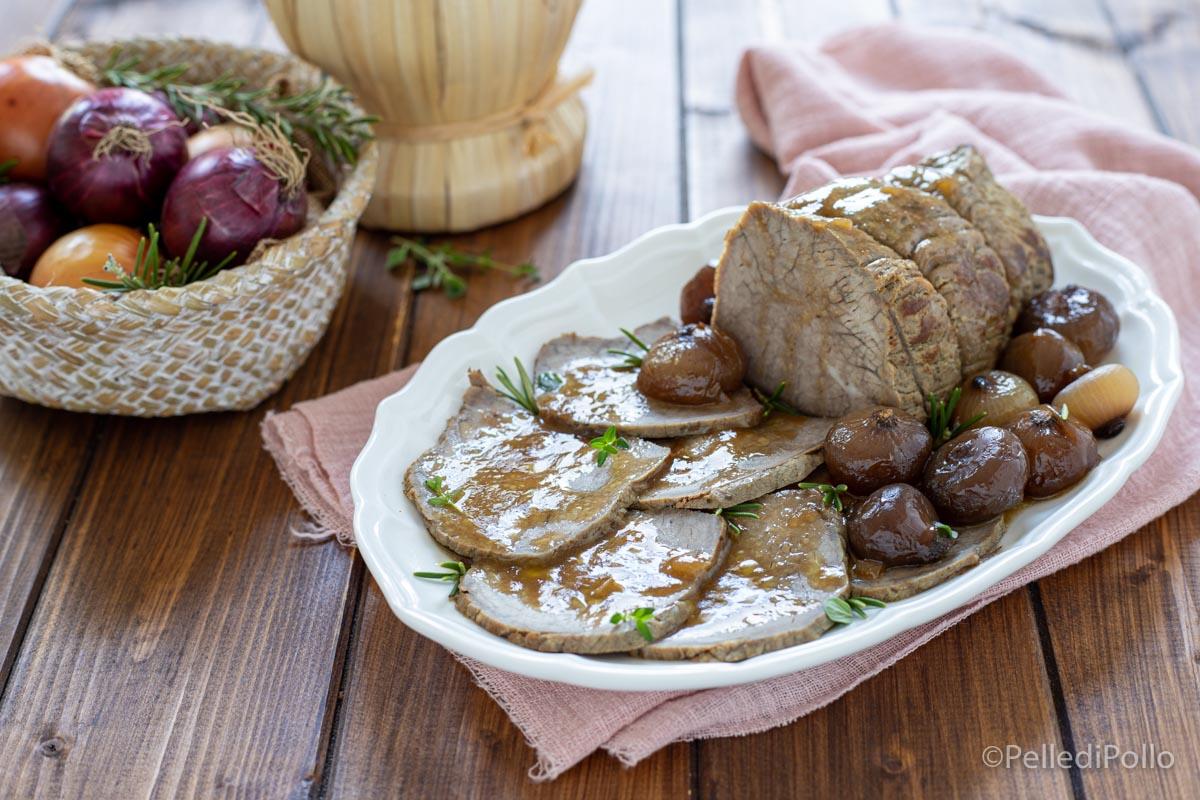 Arrosto di manzo in tegame alle cipolle