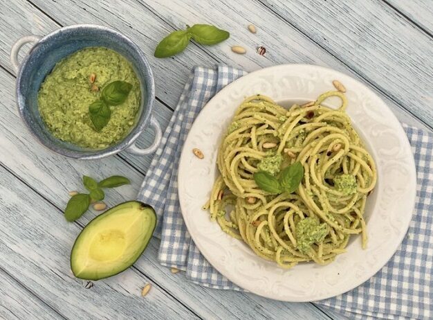 Avocado pesto