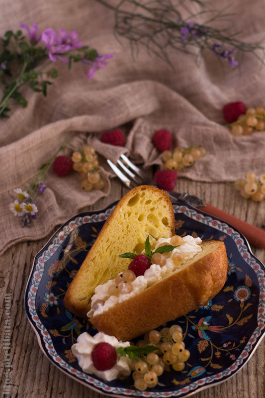 Babà napoletano, la migliore ricetta per farlo a casa