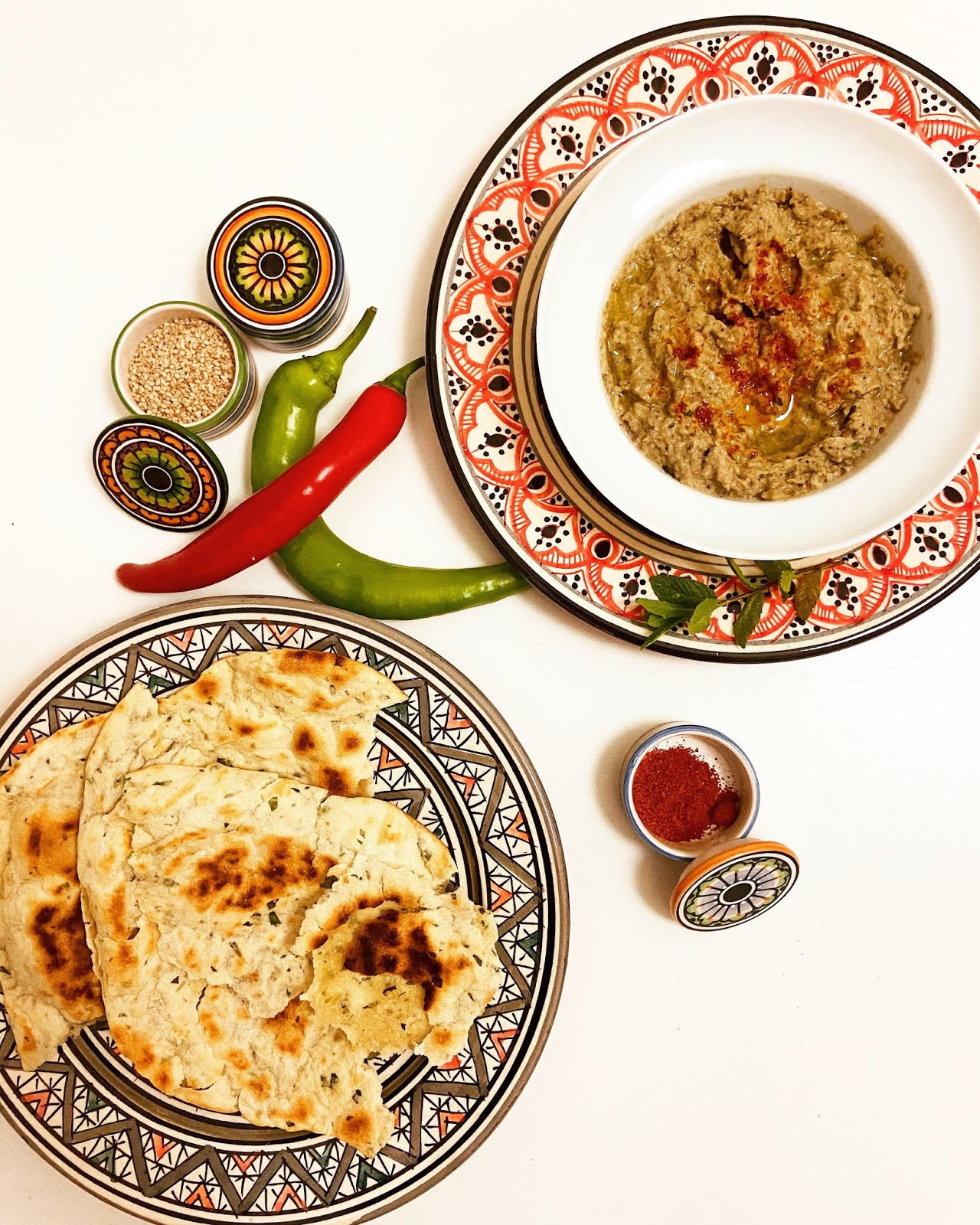 Babaganoush e pane alle erbe