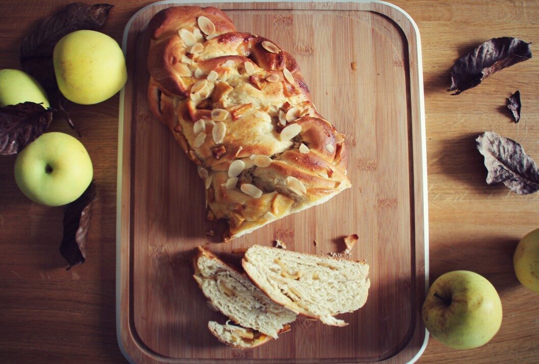 Babka mele e cannella