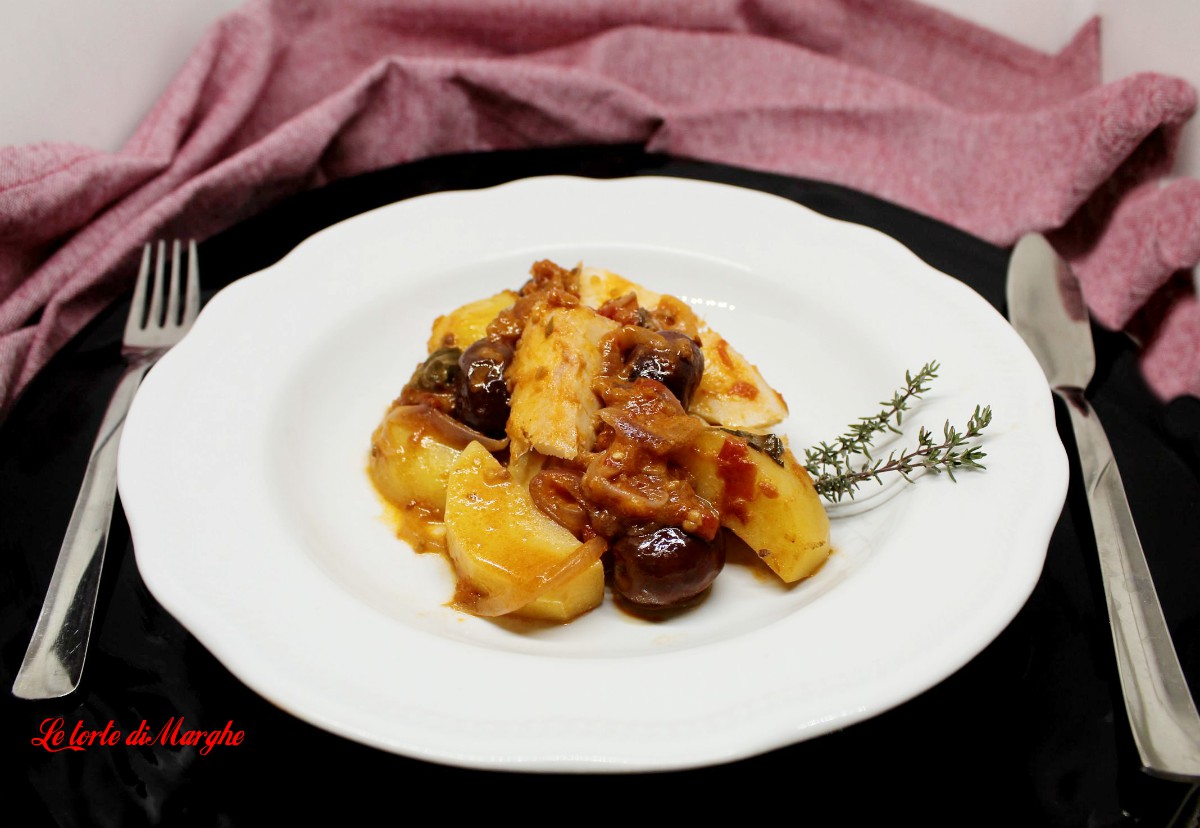 Baccalà con olive e patate piatto gustoso