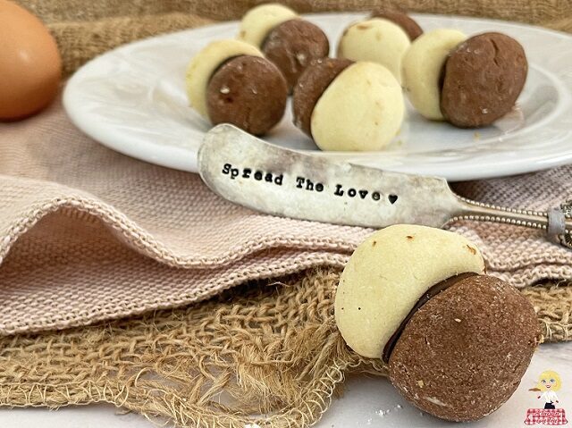Baci di dama bicolore cacao