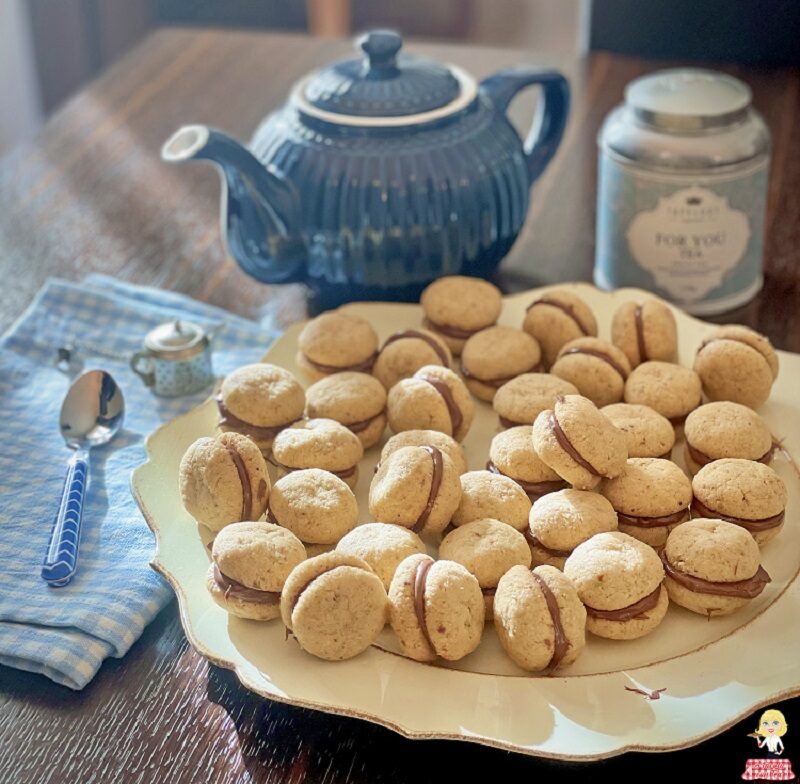 Baci di dama con nutella