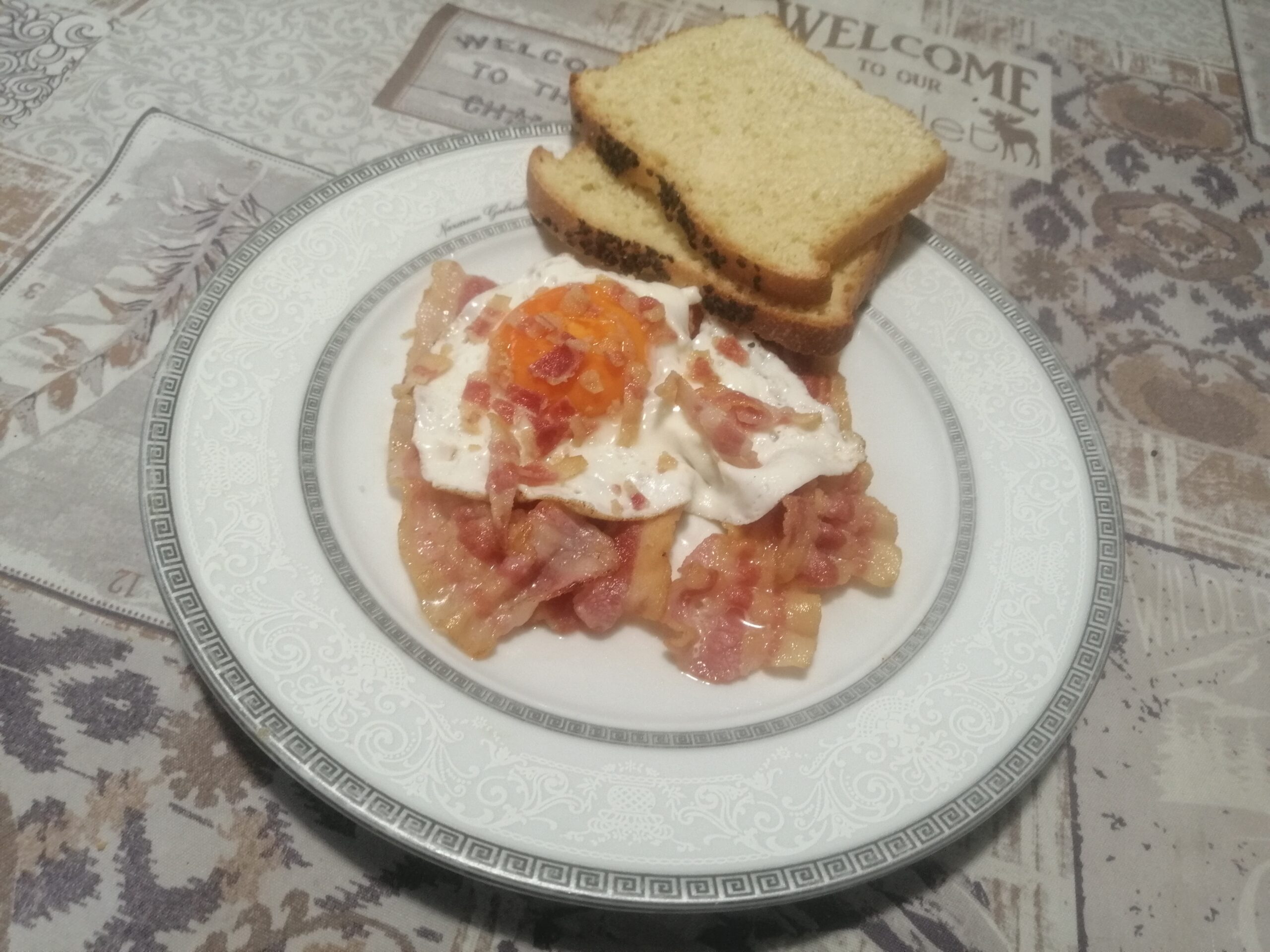 Bacon and eggs