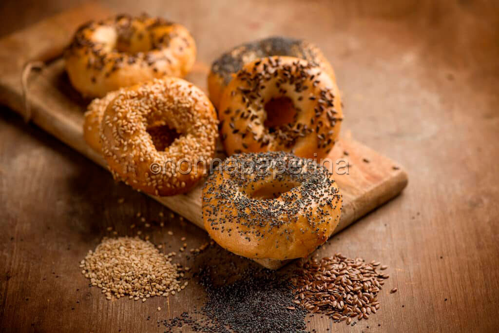Bagel, la classica ciambella americana senza glutine