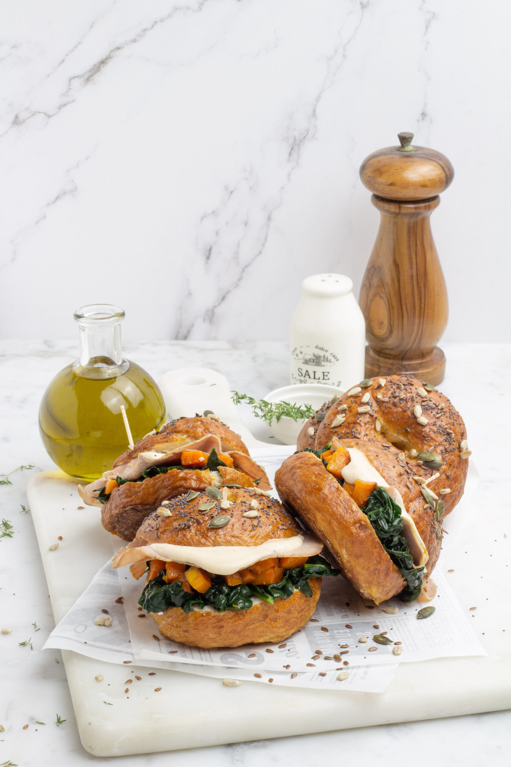 Bagels salati con zucca e cavolo nero