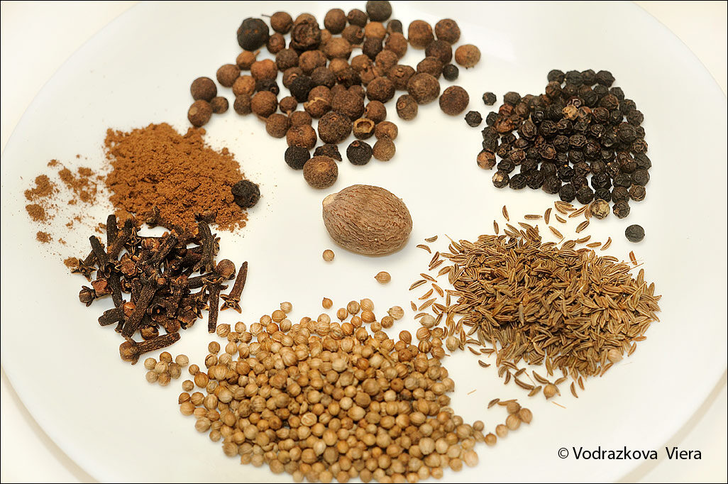 Baharat – miscela mediorientale di 7 spezie home made