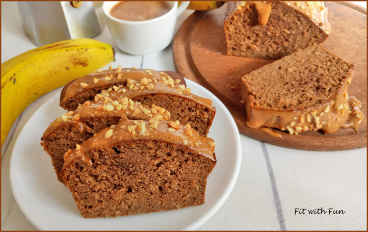 Banana bread proteico caffè e arachidi
