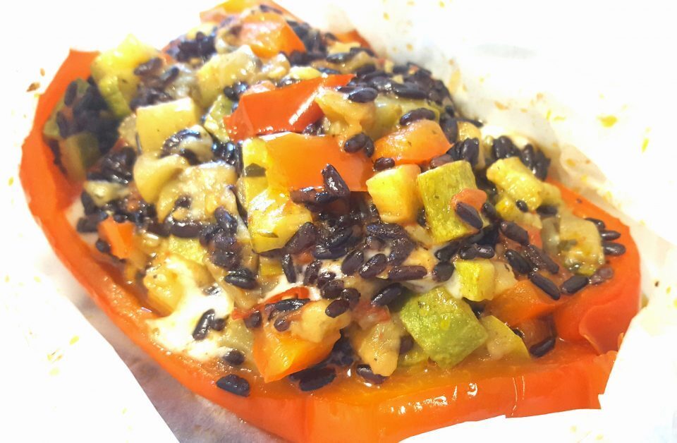 Barchette di peperoni ripieni con riso venere