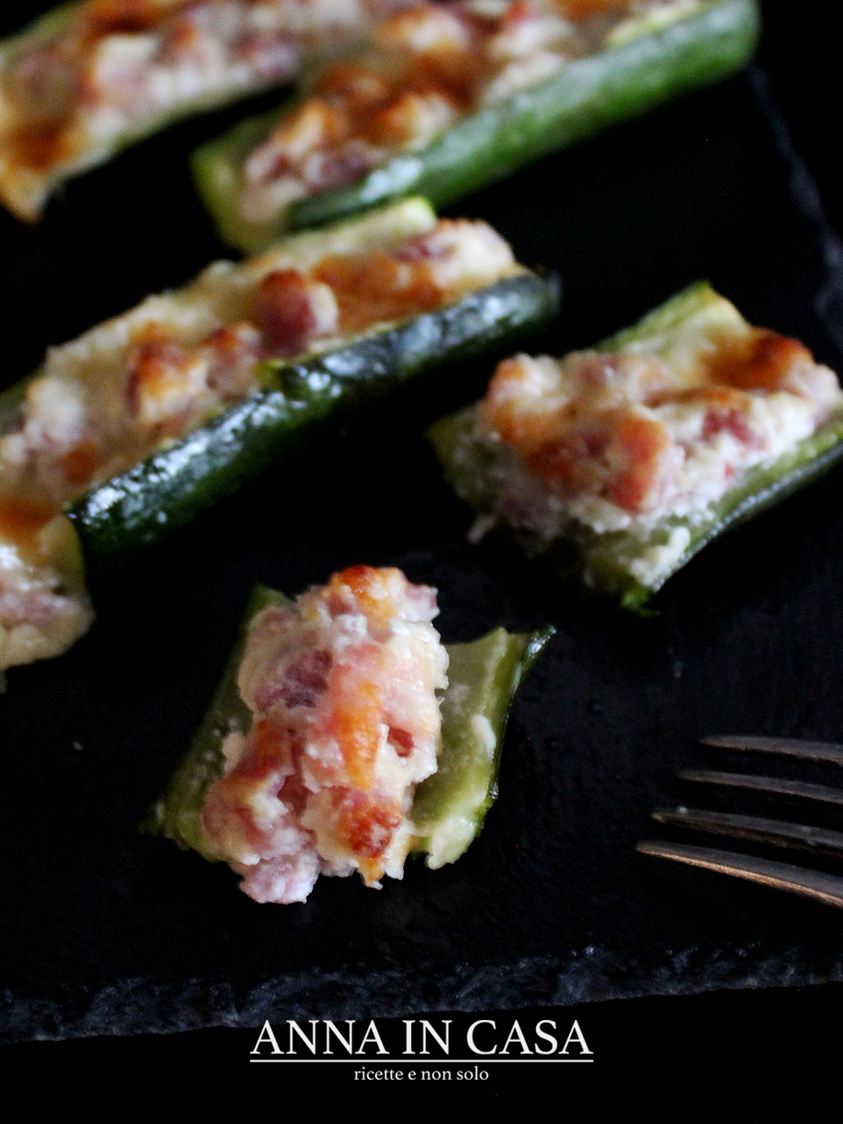 Barchette di zucchine al forno