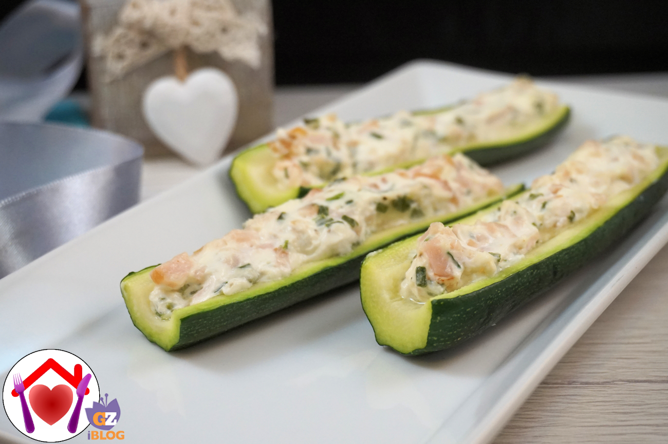 Barchette di zucchine con formaggio e prosciutto cotto