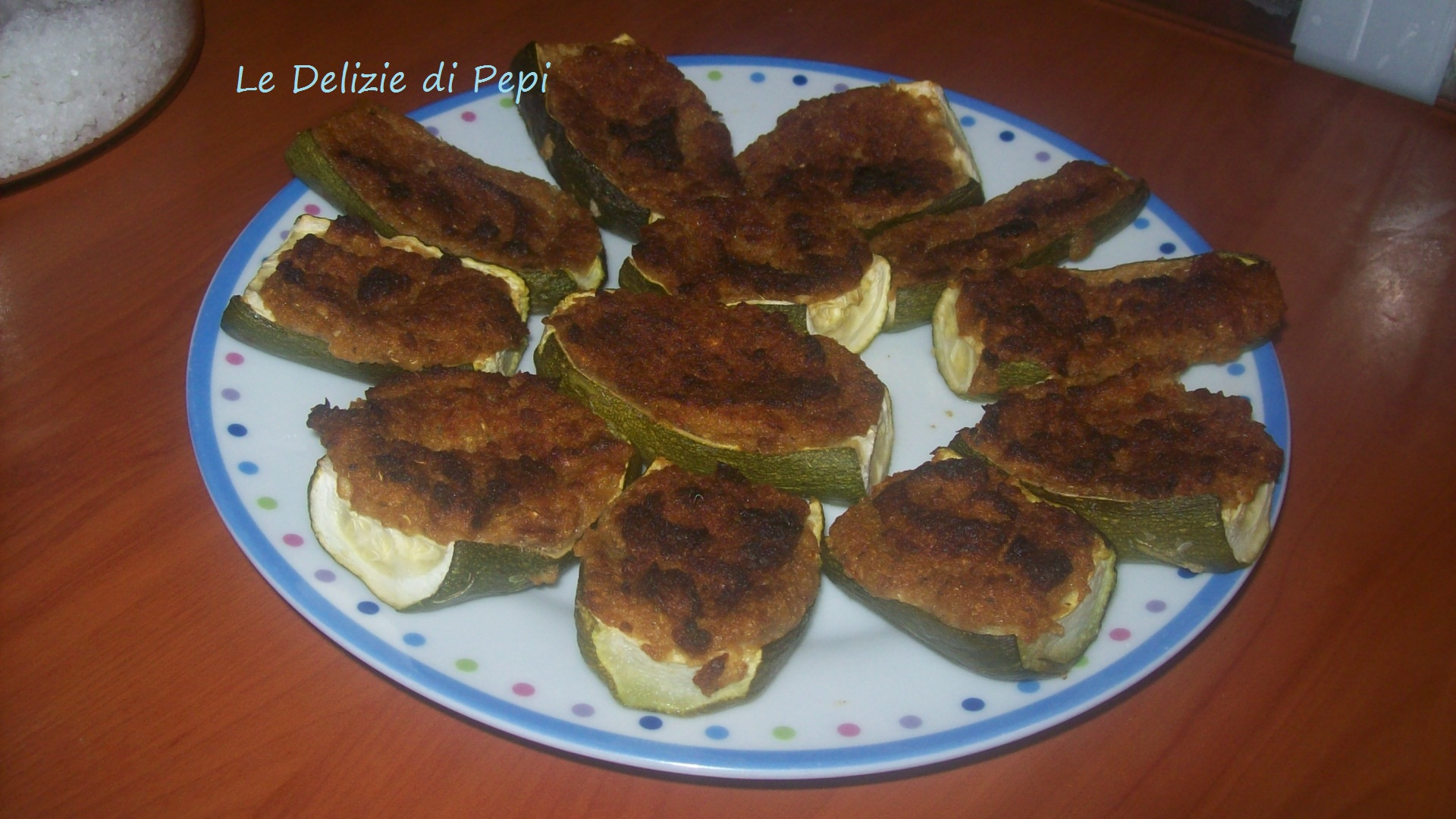 Barchette di zucchine vegetariane