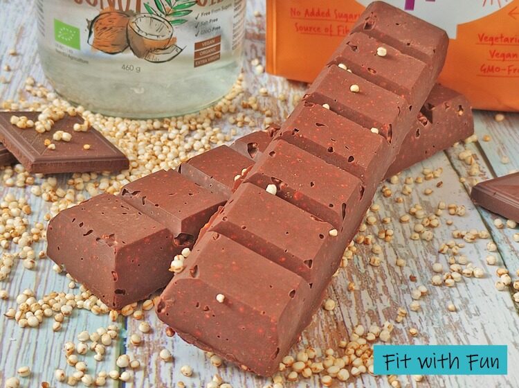 Barrette 4 ingredienti con cioccolato fondente e cereali soffiati