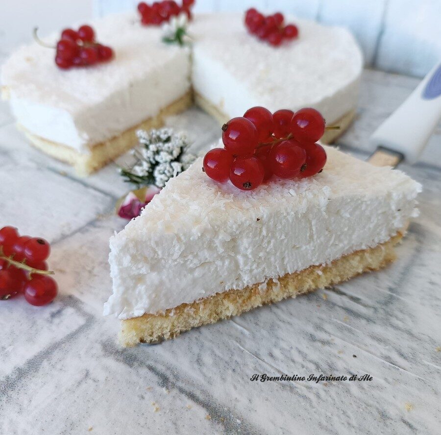 Bavarese al cocco con yogurt e panna