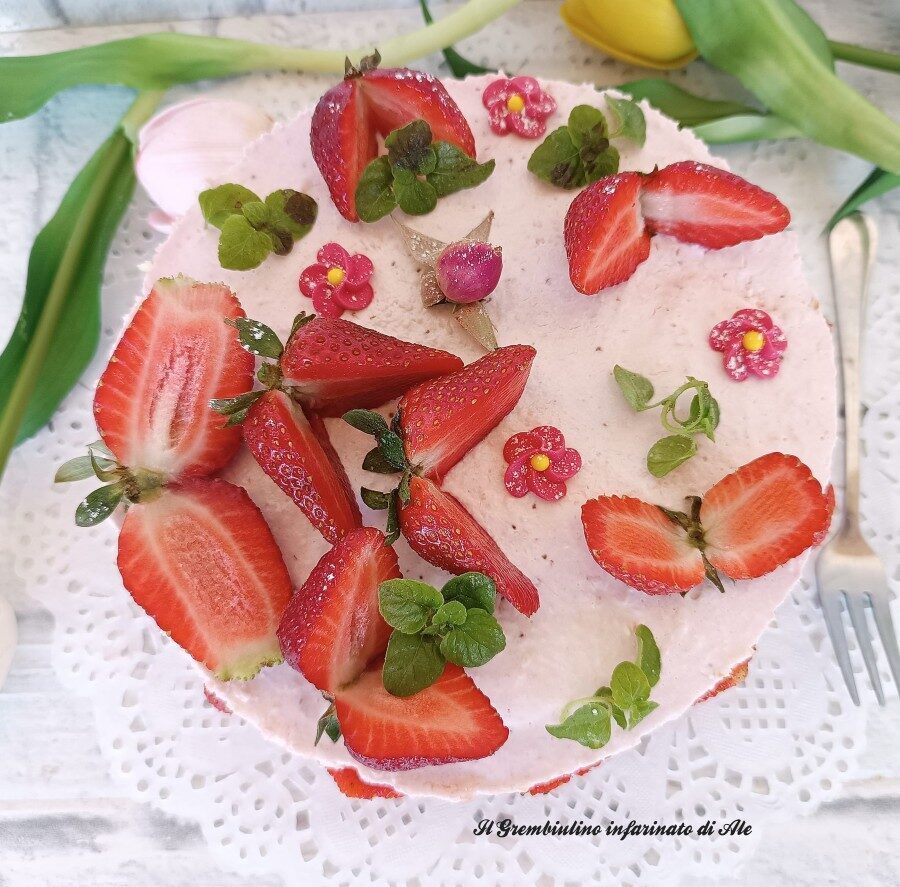 Bavarese alle fragole con yogurt greco