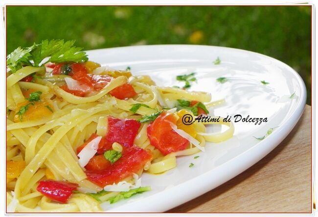 Bavette ai peperoni e acciughe