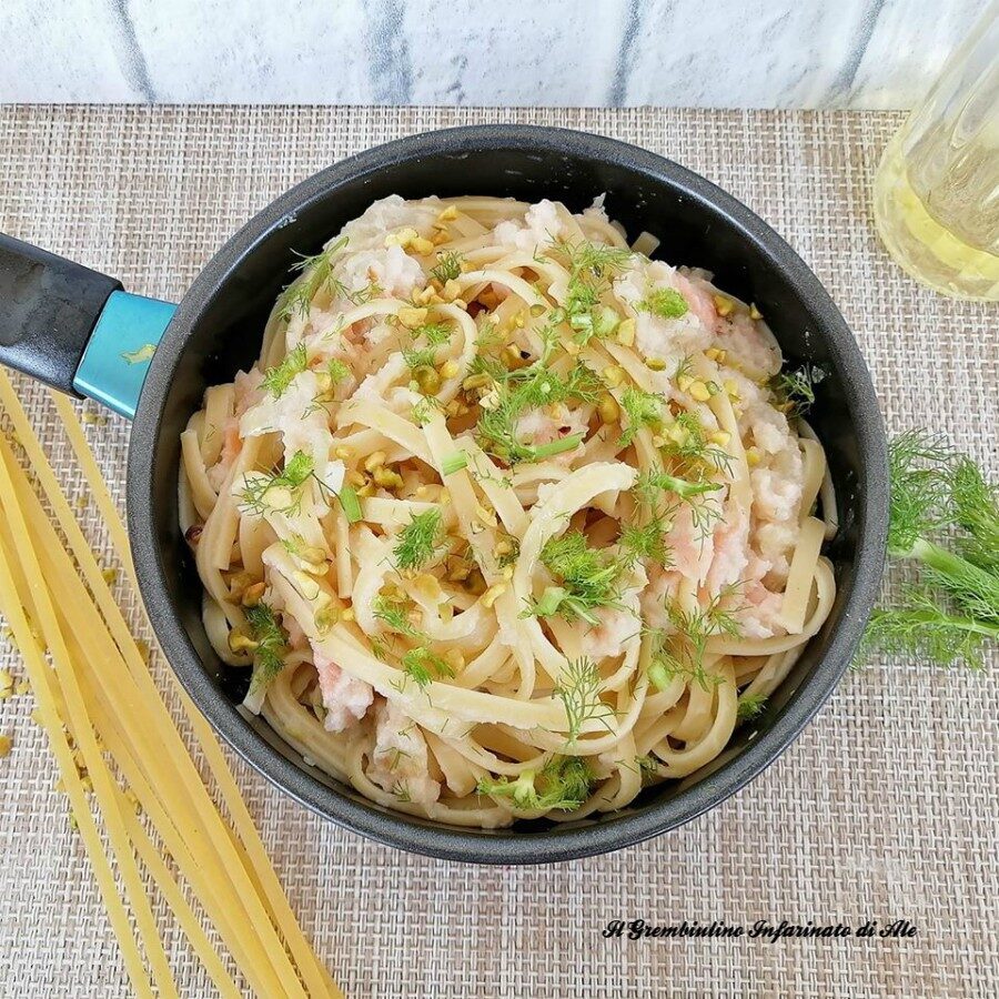 Bavette cremose ai finocchi e salmone