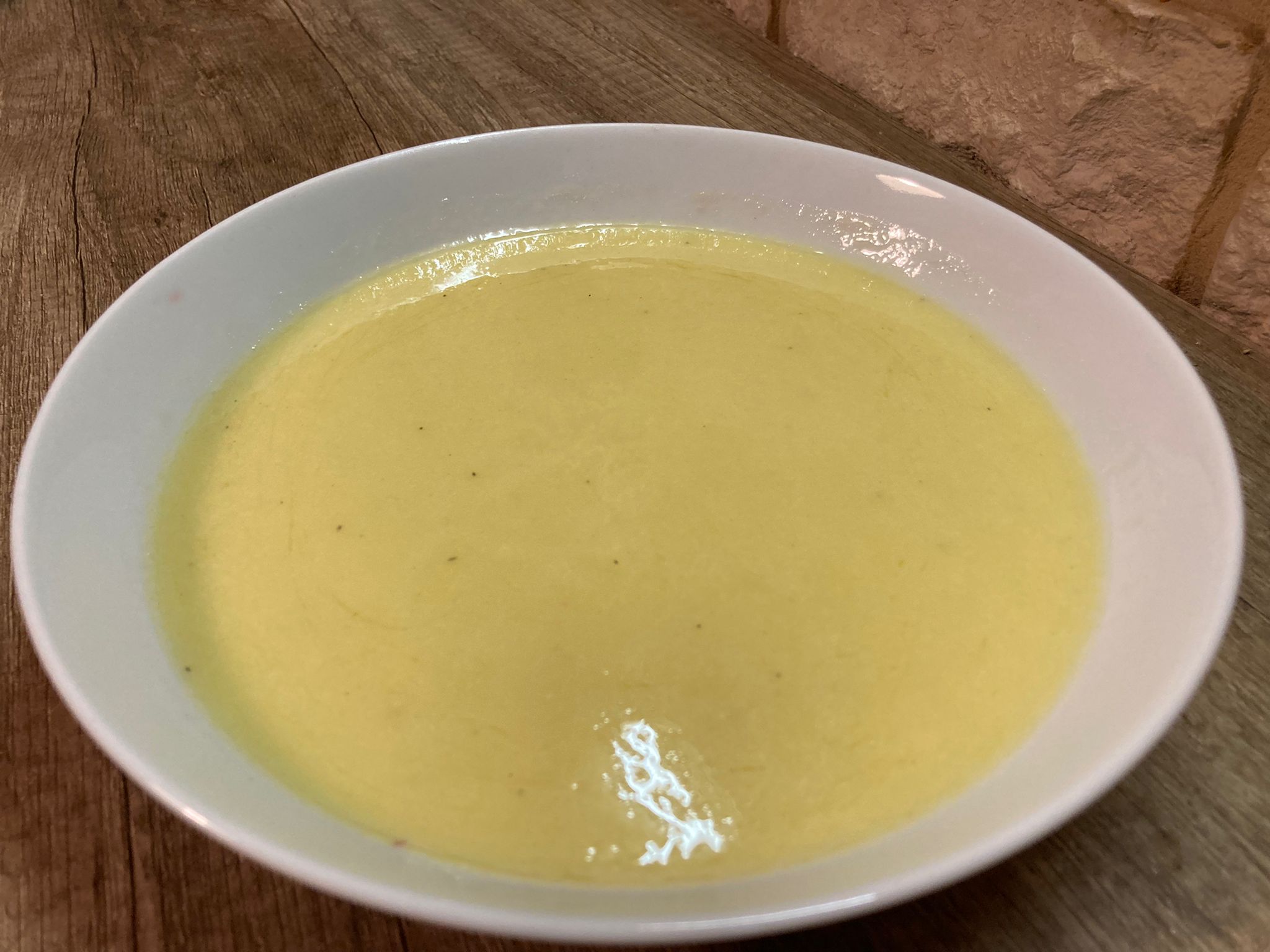 Beurre blanc ricetta francese: gustosa salsa calda di burro