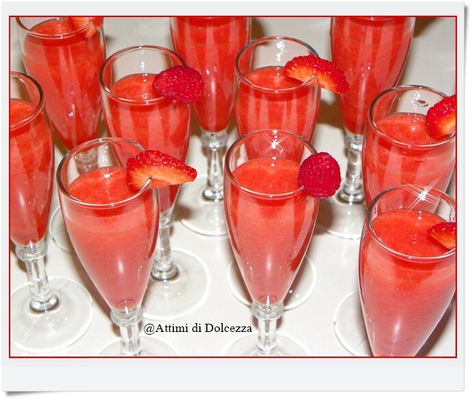 Bevanda di fragole e lamponi