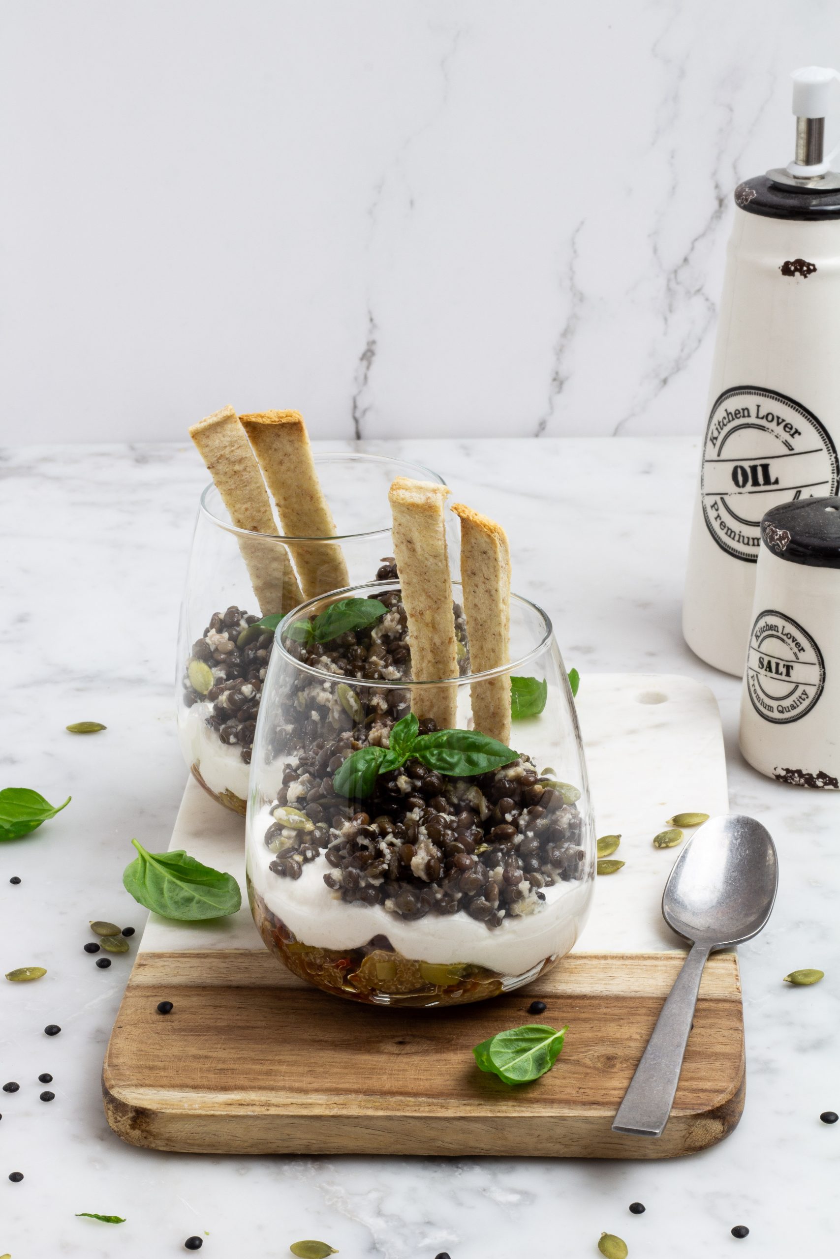 BICCHIERI DI LENTICCHIE BELUGA E AMARANTO