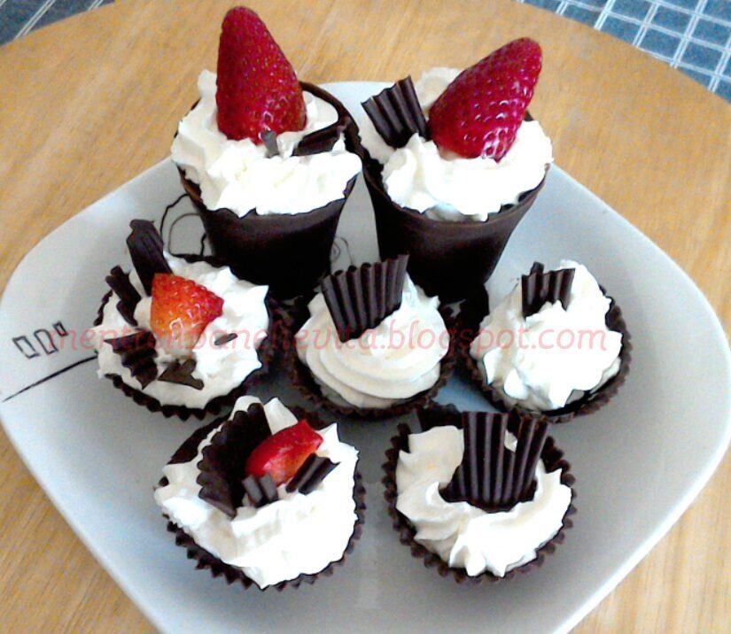 Bicchierini di cioccolato