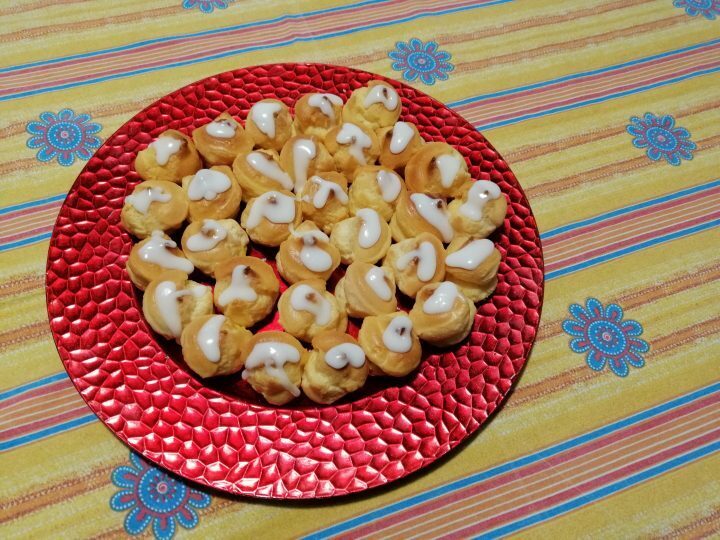 Bignè alla crema