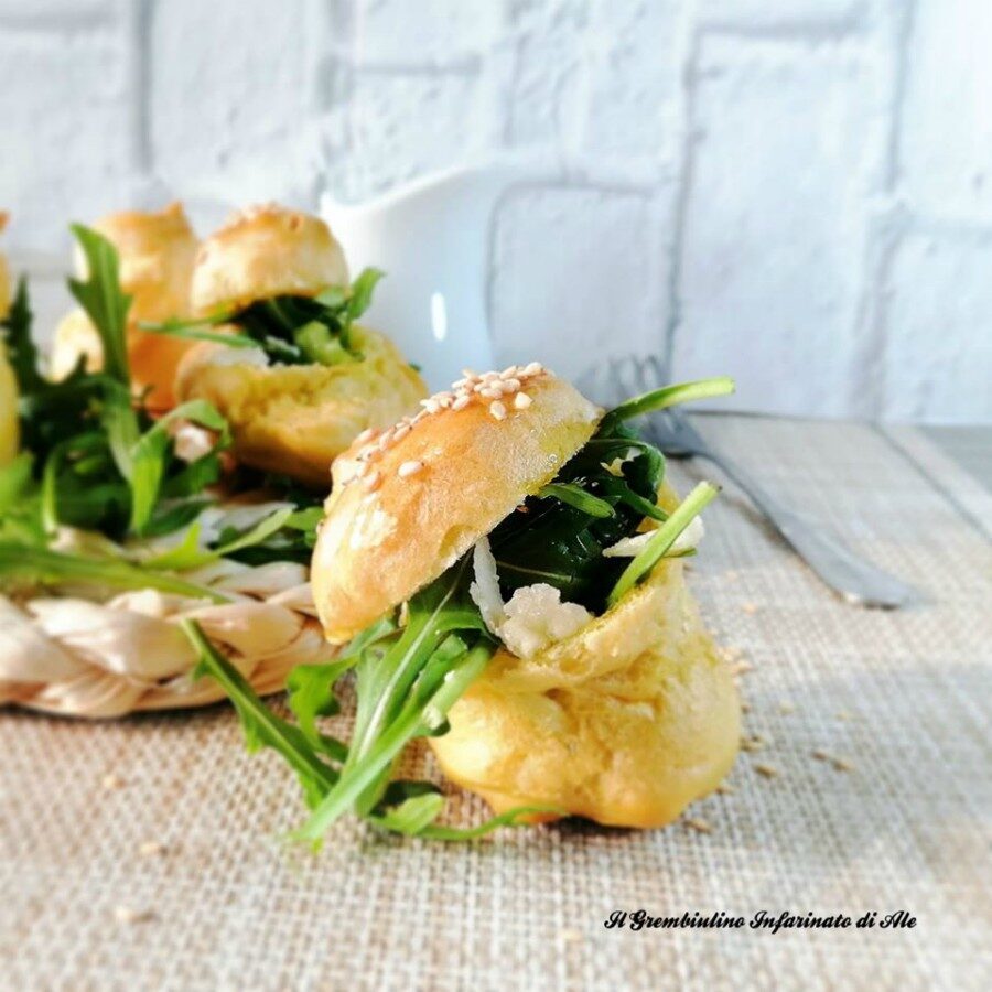 Bignè rucola e parmigiano