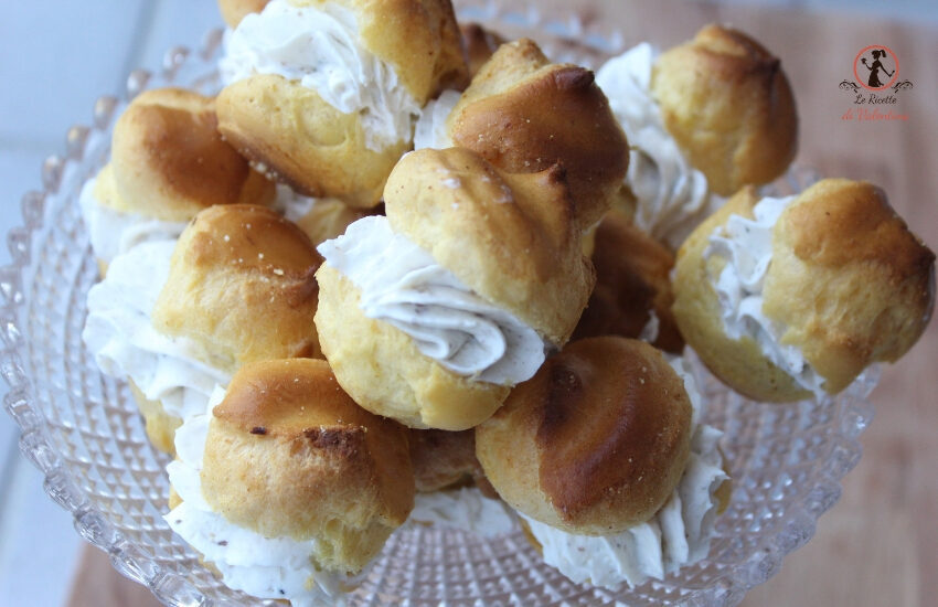 Bignè salati gorgonzola e noci