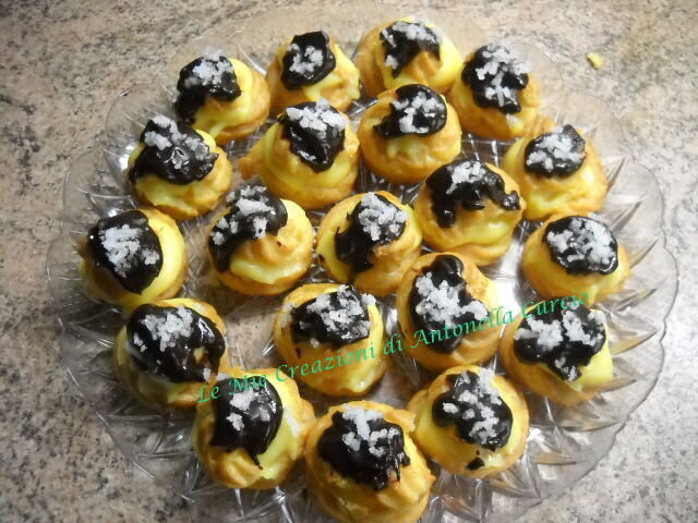 Bigne’ senza glutine con crema pasticcera