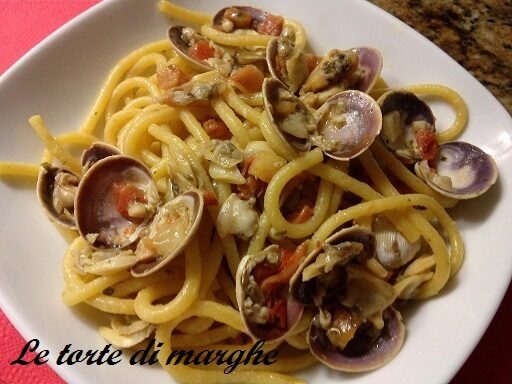 Bigoli con le vongole la ricetta facile.