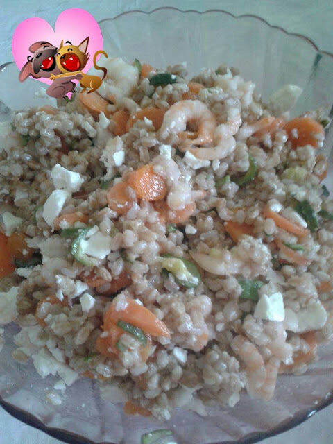 Bimby, insalata di farro, feta e gamberetti
